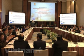 Requieren mil millones de dólares en proyectos electrónicos en zonas rurales y montañosas en Vietnam