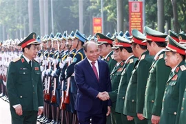 Premier de Vietnam asiste al acto por el aniversario 75 del Estado Mayor General 