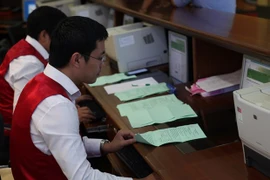 Decrecen ingresos del presupuesto estatal de Vietnam en primer cuatrimestre de 2020