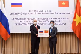 Ofrece Vietnam mascarillas sanitarias a Rusia 