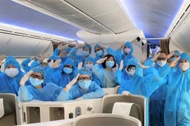 Vietnam Airlines se centra en rutas domésticas y vela por seguridad de pasajeros