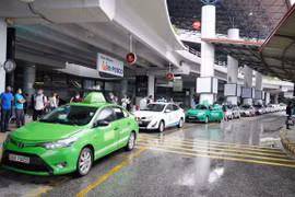 Vietnam restablece los servicios en el sector del transporte 