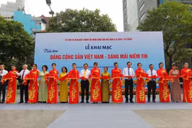 Exhibición fotográfica sobre fundación del Partido Comunista de Vietnam en Ciudad Ho Chi Minh