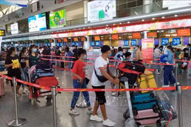 Vietnam Airlines transportará a 700 turistas varados en Da Nang a Hanoi y Ciudad Ho Chi Minh