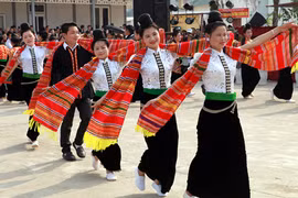 “Melodías de la selva” resuenan en Aldea de Cultura y Turismo de las Etnias Minoritarias de Vietnam