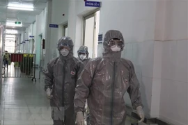 Honran a médicos jóvenes de Vietnam
