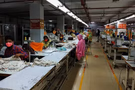 Millones de trabajadores textiles en el sur y Sudeste Asiático se ven afectados por el COVID-19