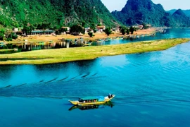  Provincia vietnamita de Quang Binh dejará de recibir turistas debido a epidema