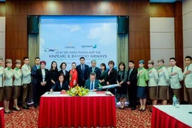 Bamboo Airways y Vinpearl desarrollan productos aéreo-turísticos