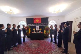 Rinde homenaje póstumo a Le Kha Phieu en Venezuela