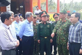 Otorgan en Vietnam regalos a isleños y soldados en ocasión del Año Nuevo Lunar