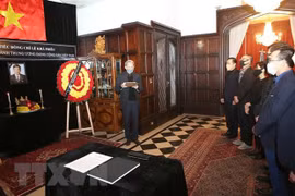 Rinden tributo a Le Kha Phieu en Argentina