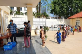 Comunidad vietnamita en Camboya refuerza solidaridad y apoyo mutuo