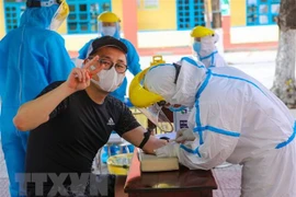 Acelera Da Nang realización de pruebas médicas en la comunidad