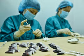 Vietnam promueve investigación para producir una vacuna contra el COVID-19