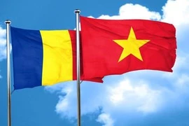 Dirigentes vietnamitas felicitan a Rumania por su Día Nacional