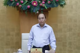 Insta premier vietnamita a continuar fortaleciendo medidas antiepidémicas para garantizar el desarrollo socioeconómico