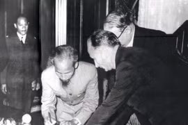Conmemoran Fiesta Nacional de Vietnam en el exterior