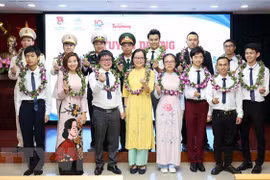 Destacan a 10 jóvenes sobresalientes de Vietnam en 2019