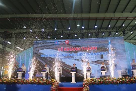 Comienzan construcción de fábrica de vidrio flotado súper blanco en provincia vietnamita