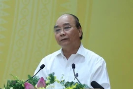 Premier vietnamita pide acelerar desembolso de inversión pública 
