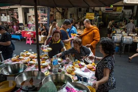 Pronostican desplome de 5,3 por ciento de economía de Tailandia en 2020