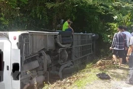 Accidente de autocar deja 13 muertos en provincia vietnamita