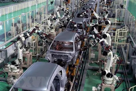 Disminuyen importaciones vietnamitas de automóviles 
