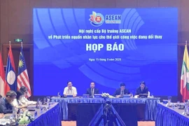 ASEAN impulsa cooperación sobre desarrollo de recursos humanos 