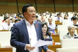Ministro de Finanzas de Vietnam aclara dudas de diputados sobre asuntos presupuestarios