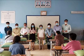 Ayuda de emergencia para camboyanos de origen vietnamita durante el COVID-19