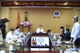 Vietnam por “convivir” con el COVID-19