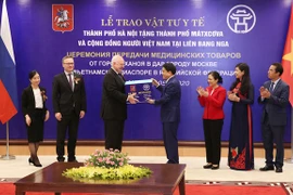 Hanoi proporciona suministros médicos a Moscú para hacer frente a COVID-19