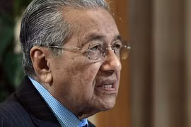 Mahathir permanecerá como premier de Malasia hasta después de APEC en noviembre