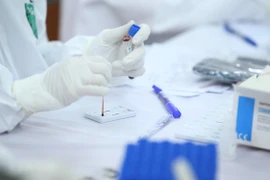 Suman ya 255 pacientes de coronavirus curados en Vietnam