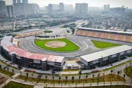 Otorgan certificados de automovilismo para 32 pilotos de carreras de Vietnam