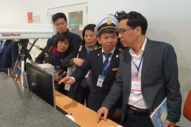  Inspeccionan labores preventivas del virus nCoV en aeropuertos de Vietnam