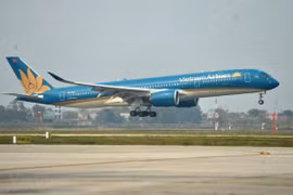Autoridad de Aviación Civil de Vietnam propone reabrir varios vuelos internacionales