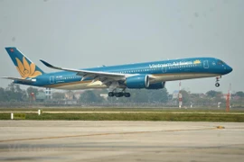 Autoridad de Aviación Civil de Vietnam propone reabrir varios vuelos internacionales