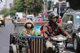 Camboya aprueba cinco proyectos de crear empleos para los locales