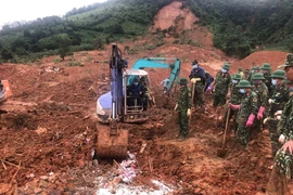 Recuperan 22 cuerpos sin vida de soldados sepultados por deslave en localidad centrovietnamita