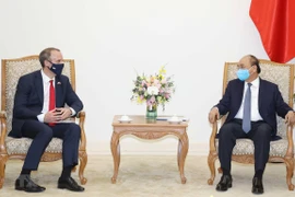 Apoya premier de Vietnam pronta firma de TLC con Reino Unido 