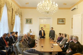 Vietnam y Hungría por fomentar cooperación multisectorial