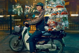 Fotos de motos en Hanoi entre las nominadas al Premio Mundial de Fotografía de Sony 2020