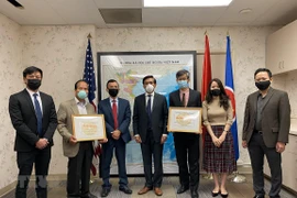Vietnamitas en ultramar unidos para apoyar a la Patria en medio de COVID-19