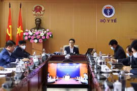 Vietnam mantiene estrecha vigilancia frente a COVID-19