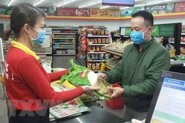 Inflación en febrero registra leve reducción 