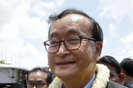 Condenan a cuatro años de prisión a dirigente opositor en Camboya