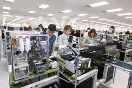Debaten en Vietnam soluciones para captación eficiente de inversión extranjera directa