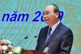 Insta premier vietnamita a reducir tasas de interés para impulsar crecimiento económico nacional 